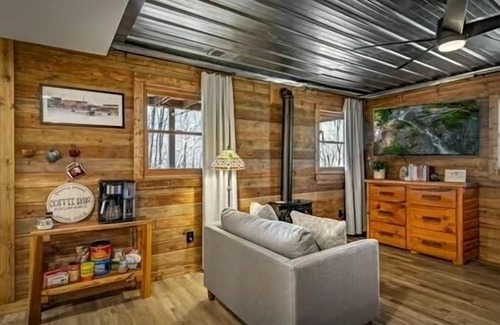 Ellijay Cabina | Pet Friendly Cabin in Ellijay Ga