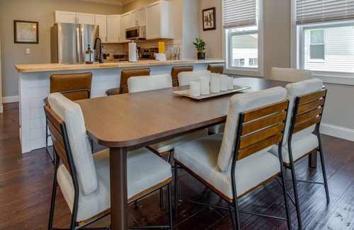 Carlinville Cabaña | Pet-Friendly Carlinville Rental w/ Large Backyard!