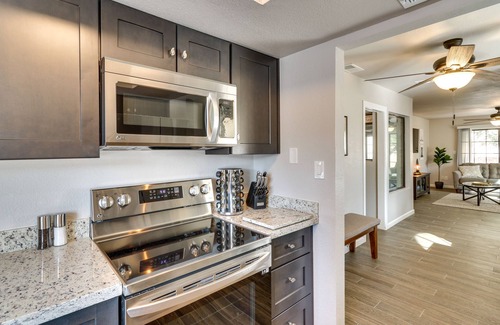 Casa Grande Casa | Pet-Friendly Casa Grande Townhome: Screened Atrium