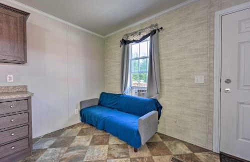 Cassopolis Casa | Pet-Friendly Cassolopis Escape, Near Lake!