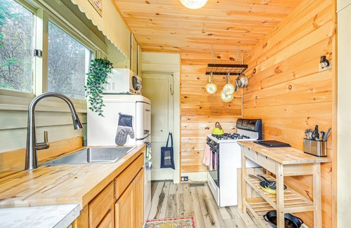 Grand Gorge Cabaña | Pet-Friendly Catskills Retreat: Fire Pit & Deck!