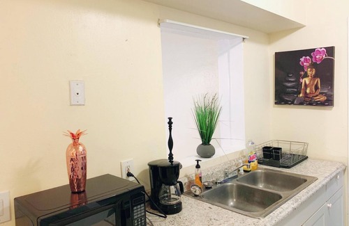 Malibu Groves Casa | PET FRIENDLY & CLOSE TO CAMPING/ DOWNTOWN ORLANDO