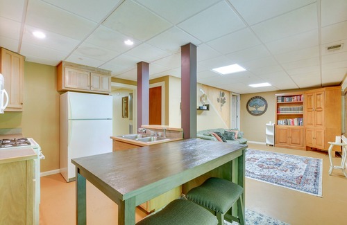 Conyers Cabina | Pet-Friendly Conyers Cabin - 23 Miles to Atlanta!