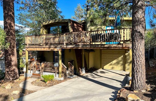 Big Bear Lake Cabaña | Pet-Friendly Cottage, Walk From Big Bear Village!