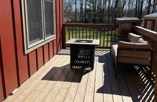 Ether Cabaña | Pet Friendly Country Cottage Near NC Zoo