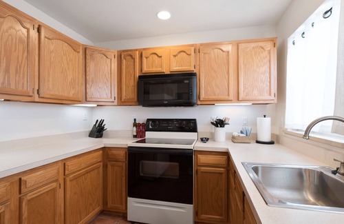 South Side Flats Casa | Pet Friendly Crash Pad off Carson
