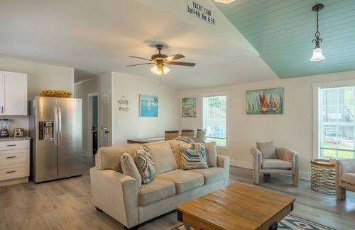 Rehoboth Beach Casa | Pet Friendly Easy Bike Ride to Rehoboth Recently Built Cottage w/ 3BR