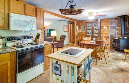 Elkins Casa | Pet-Friendly Elkins Vacation Rental with Decks!
