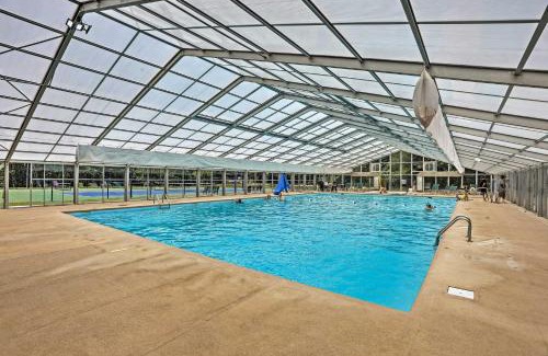 Ellijay Casa | Pet-Friendly Ellijay Cabin Resort Perks and Hot Tub
