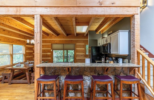 Seven Devils Cabina | Pet-Friendly, Family-Friendly cabin close to Sugar Mt, Banner Elk, Beech, Boone