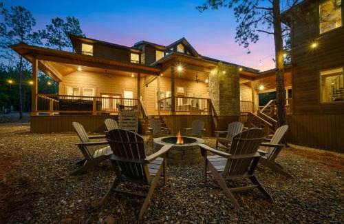Pickens Casa | Pet friendly family cabin with firepit creek outdoor kitchen playset & more