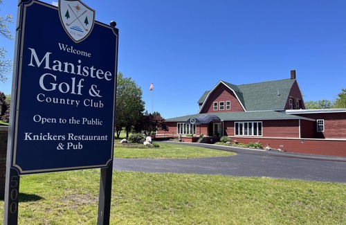 Manistee Casa | Pet-Friendly Family Home near Manistee Golf, Lk MI