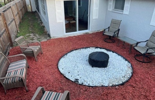Bayonet Point Casa | Pet Friendly Family Home With all Loved Appliances.
