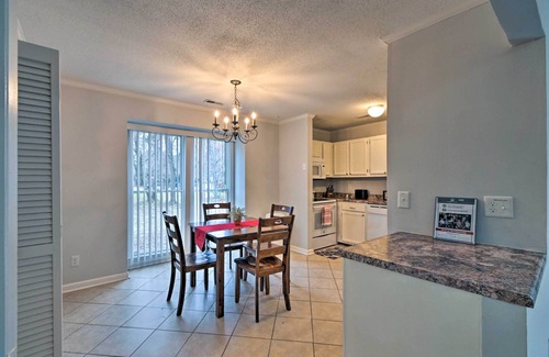 Fayetteville Casa | Pet-Friendly Fayetteville Escape w/ Grill!