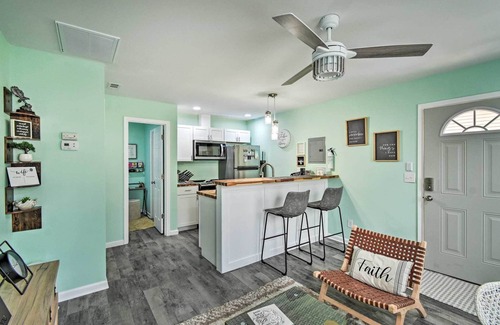 Fayetteville Cabaña | Pet-Friendly Fayetteville Vacation Rental!