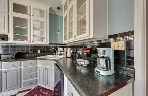 Fort Valley Cabaña | Pet-Friendly Fort Valley Home w/ Private Pool