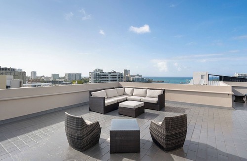 Miramar Apartamento | Free Parking | Smart TV | Near The Beach | Air Conditioner | Pet Friendly