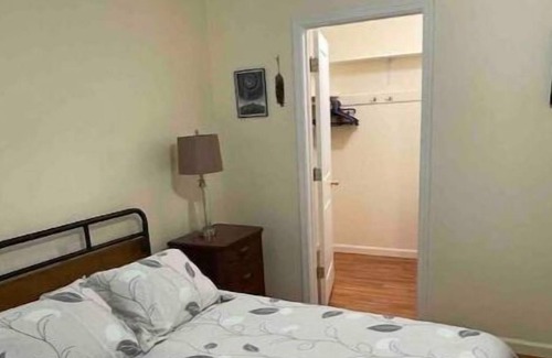 Rio Dell Casa | Pet Friendly Garden House with Patio & Redwoods