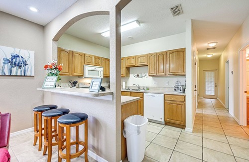 Sebring Casa | Sebring Home w / Porch by Lakes - ¡Conduce a Legoland!