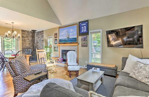 Pine Bush Casa | Pet-Friendly Grand Pine Bush Retreat on 2 Acres!