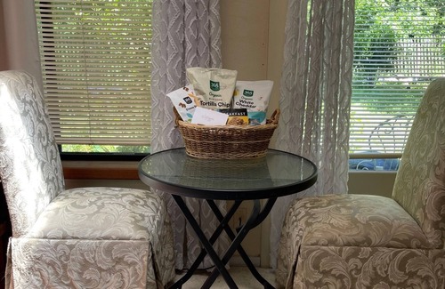 Carmel Valley Apartamento | Pet Friendly Guest Studio in Carmel Valley California