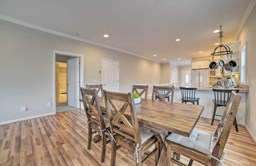 Harbor Springs Casa | Pet-Friendly Harbor Springs Home: Hot Tub + Pool!