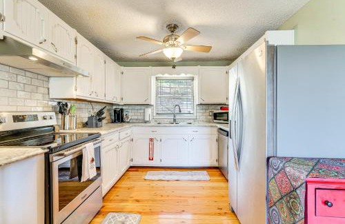 Hiawassee Casa | Pet-Friendly Hiawassee Cabin with Lake Views and Sauna