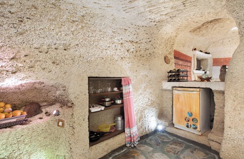 Fasnia Casa | Casa "Casas Cueva Alfer 2" con vistas al mar, jardín y Wi-Fi; admite mascotas