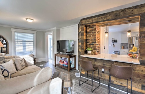 Willoughby Casa | Pet-Friendly Home - 1/2 Mi to Downtown Willoughby!