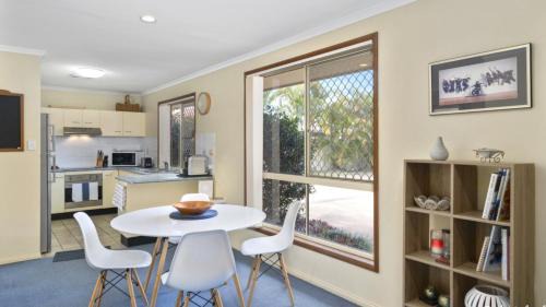 Banksia Beach Casa | Pet Friendly Home Away From Home
