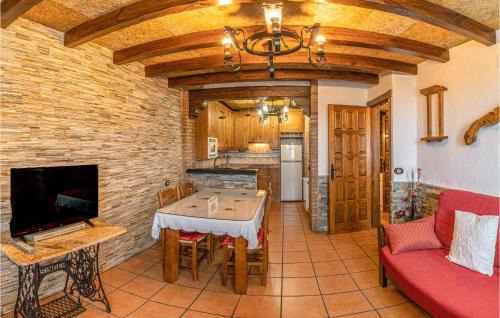 Mecina Bombaron Casa | Pet Friendly Home In Mecina Bombarón