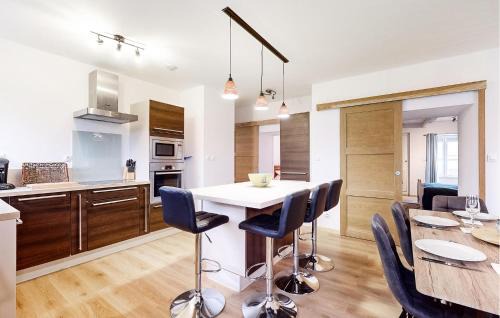 Doux Casa | Pet Friendly Home In Doux