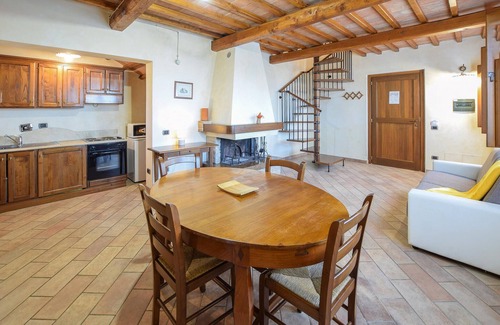 Magione Casa | Casa que admite mascotas en Montebuono