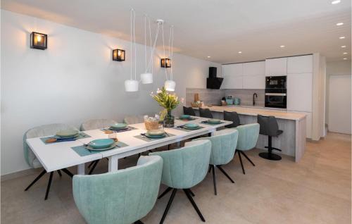 Klek Casa | Pet Friendly Home In Klek With Kitchen
