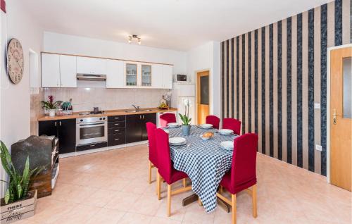 Drnis Casa | Pet Friendly Home In Pakovo Selo With Wifi