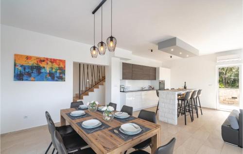 Prigradica Casa | Pet Friendly Home In Prigradica