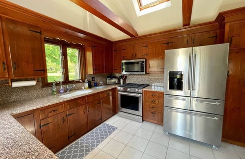 North Chatham Casa | Pet friendly home with large backyard!