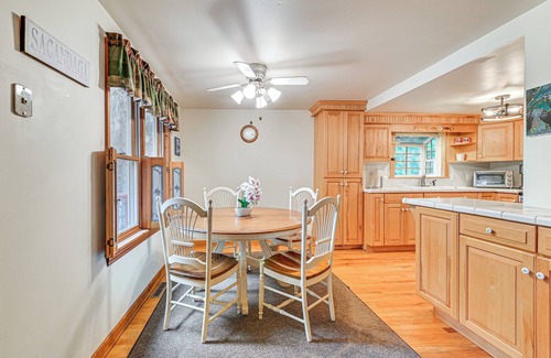 Edinburg Casa | Pet-Friendly Home w/ Beach in Northville!