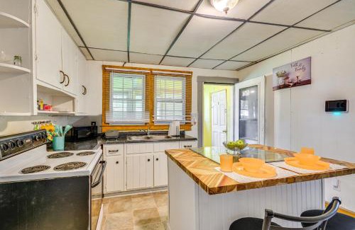 Fieldale Casa | Pet-Friendly Home with Grill and Porch in Martinsville