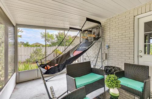 Seffner Community Alliance Casa | Pet-Friendly Home with Lanais, Near Dtwn Tampa!