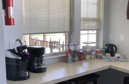 Alabama Gulf Coast Casa | Pet Friendly house on Fish River, private pier with kayaks