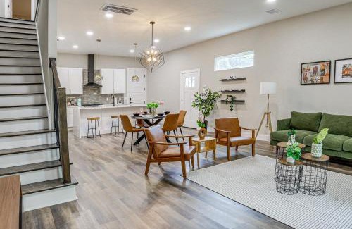 OST - South Union Casa | Pet-Friendly Houston Home with Patio 6 Mi to Dtwn!