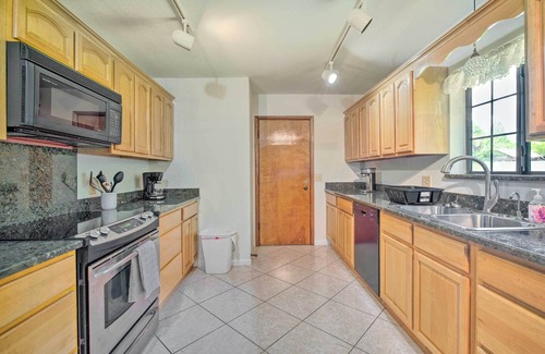 Crystal River Casa | Pet-Friendly Inglis Retreat w/ Lake + Dock!