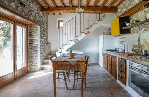 Campiglia d'Orcia Casa | Casa que admite mascotas en Campiglia.
