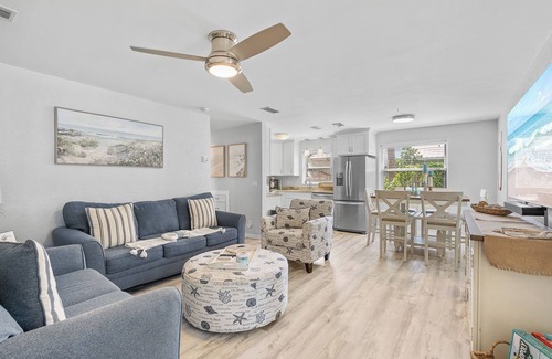 New Smyrna Beach Casa | ☀️ Pet Friendly - Lemon Drop☀️