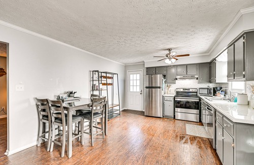 Lawrenceburg Casa | Pet-Friendly Lawrenceburg Home Near Distilleries!