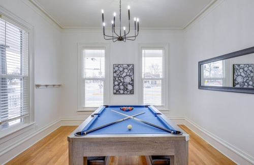 Blair Apartamento | Pet-Friendly Lodge w/Game Room & Fireplace