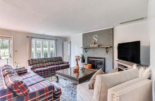 Buechel Casa | Pet-Friendly Louisville Escape about 15 Mi to Downtown