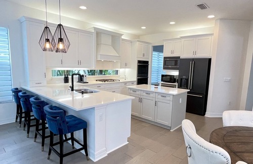 Naples Casa | Pet friendly luxury home, huge pool and spa in a gated community!