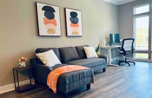 Great Neck Apartamento | Pet-Friendly, Luxury Full-Amenities Apartment in Great Neck